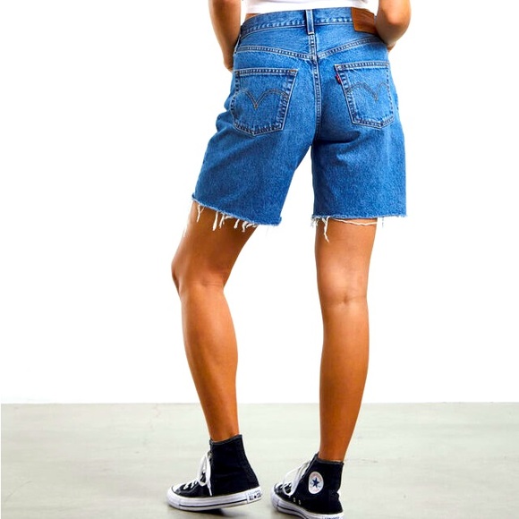 Levi's® Premium 501® MID THIGH WOMEN'S SHORTS Long Jean Denim Raw Hem - Picture 2 of 4